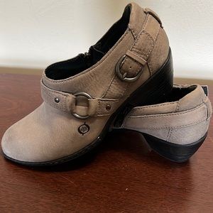 Women’s Born Shoes Size 8
